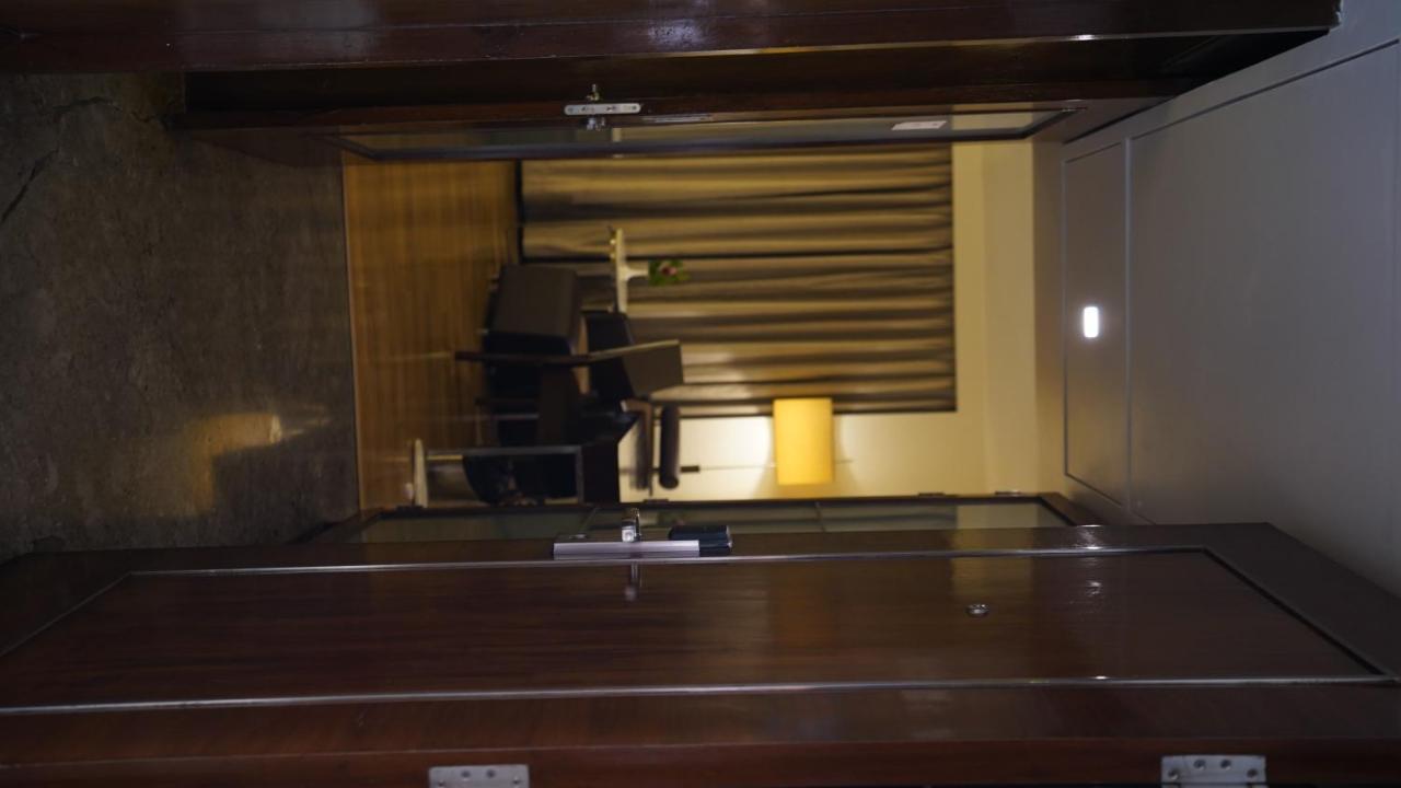 St Laurn Koregaon Park Pune Ngoại thất bức ảnh