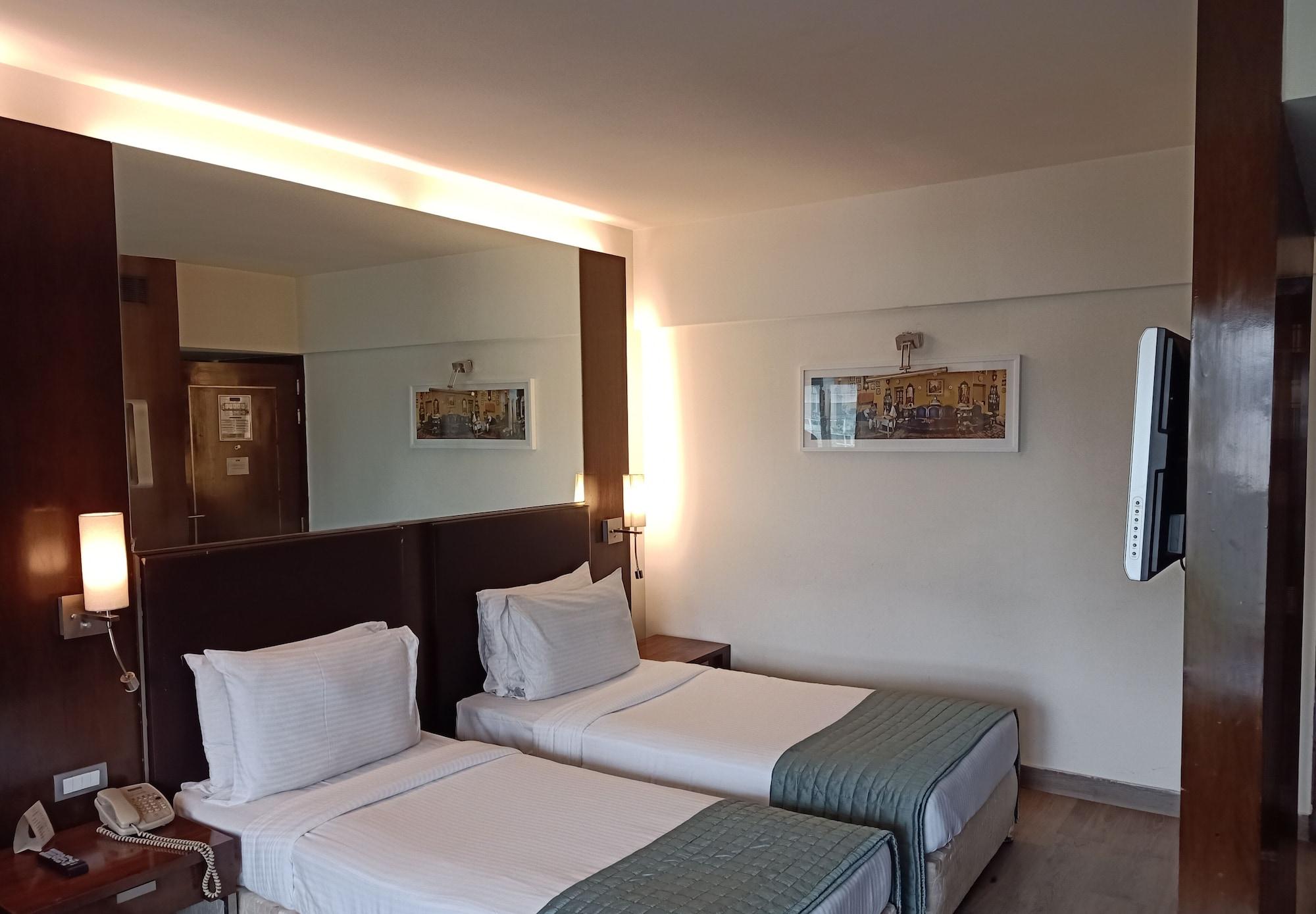 St Laurn Koregaon Park Pune Ngoại thất bức ảnh