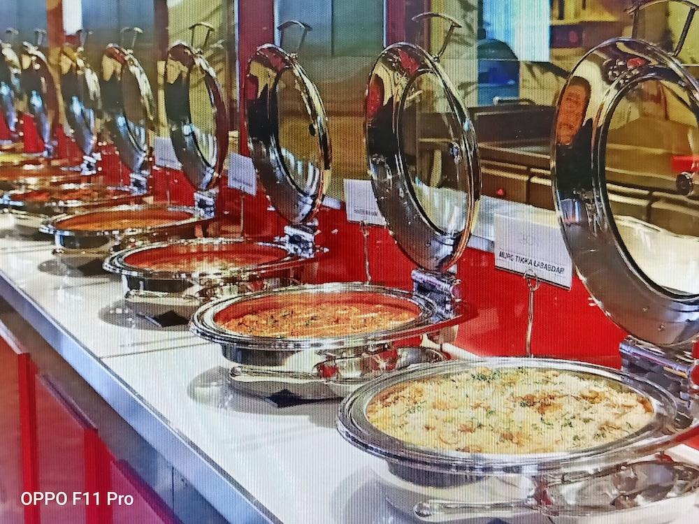 St Laurn Koregaon Park Pune Ngoại thất bức ảnh