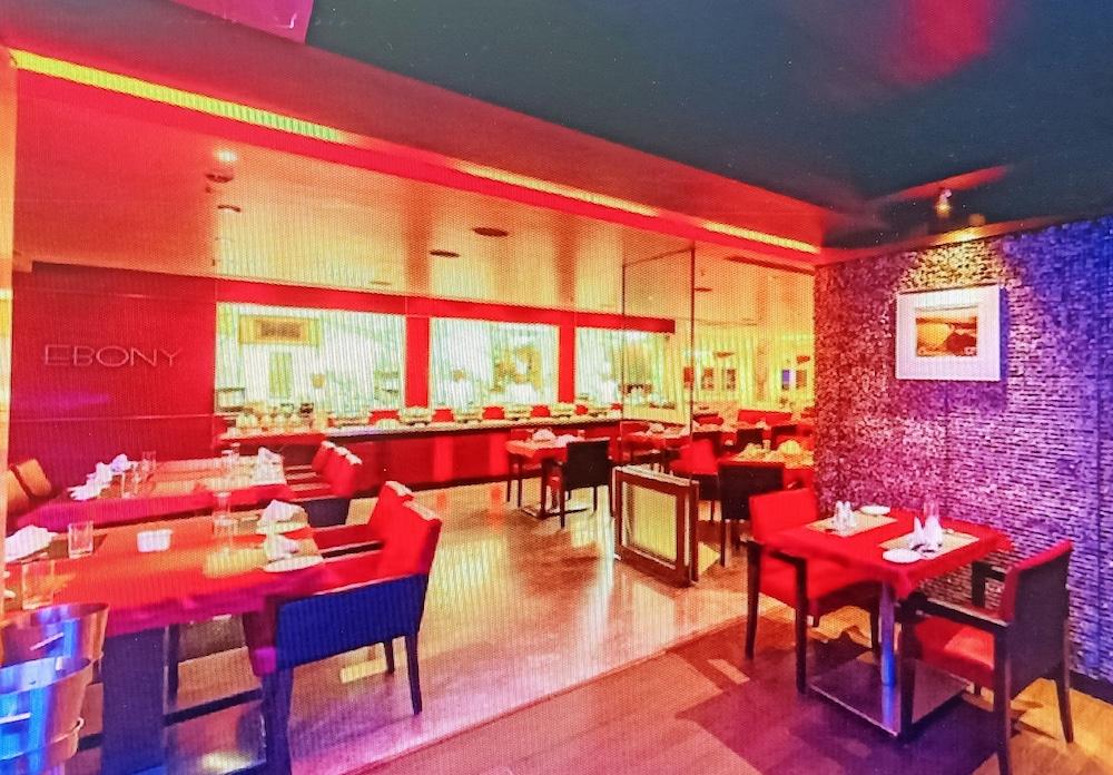 St Laurn Koregaon Park Pune Ngoại thất bức ảnh