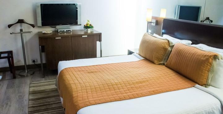 St Laurn Koregaon Park Pune Ngoại thất bức ảnh