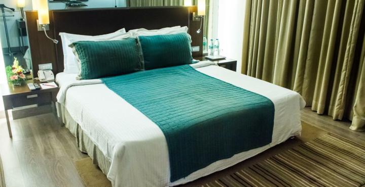 St Laurn Koregaon Park Pune Ngoại thất bức ảnh