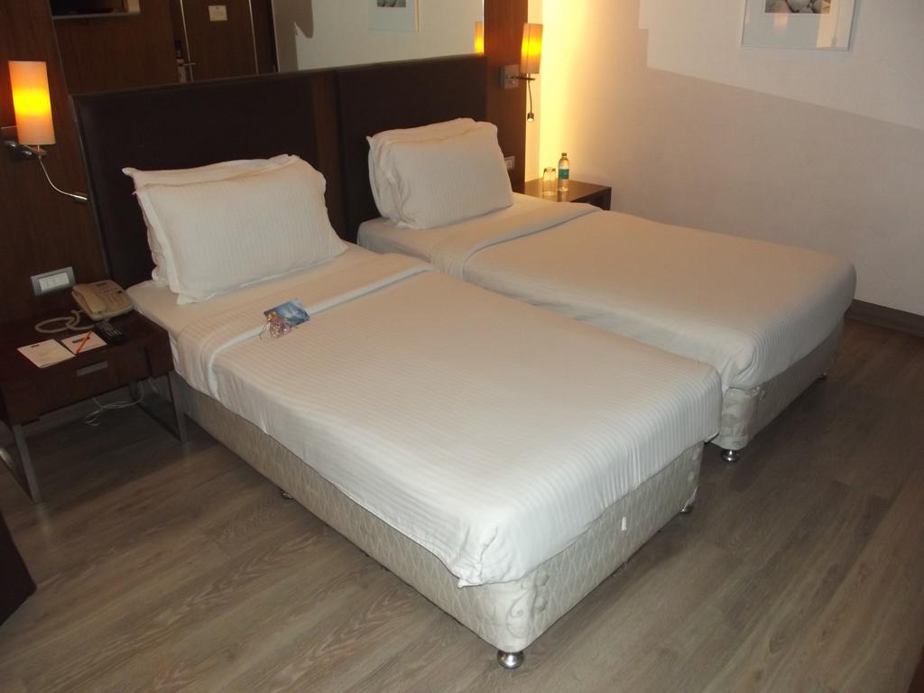 St Laurn Koregaon Park Pune Ngoại thất bức ảnh