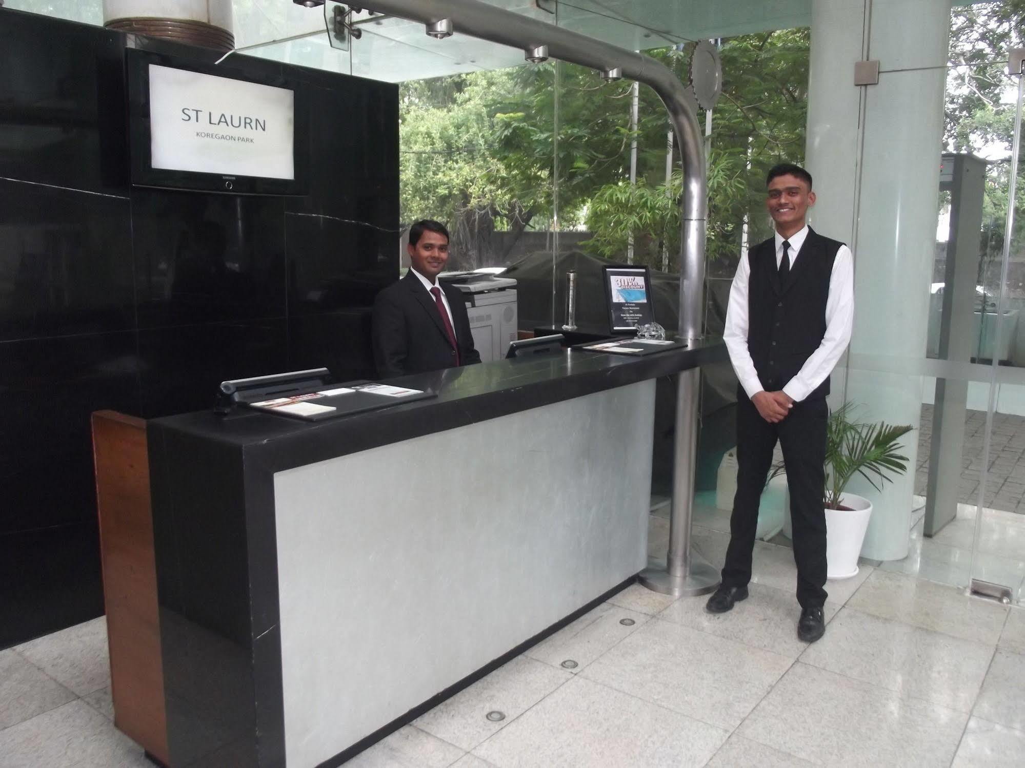 St Laurn Koregaon Park Pune Ngoại thất bức ảnh